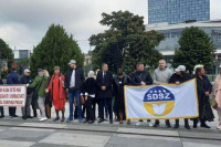 Одржан протест самосталног синдиката државних службеника