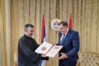 Dodik podržao obnovu Parohijskog doma u Trnovu