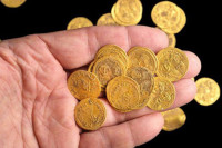 Откривена 44 златника из 7. вијека скривена у зиду у страху од муслиманских освајача