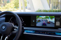 Нови BMW доноси видео игрице на екрану