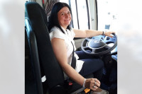 Дама за воланом аутобуса: Весна Марковић из Дервенте страствени заљубљеник у вожњу