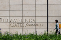 Бил и Мелинда Гејтс ће донирати 1,23 милијарде евра за искорјењивање дјечије парализе
