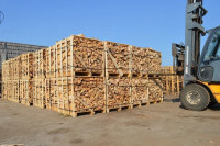 Paleta drva u Srpskoj dostiže 200 evra: Stovarištima staju u kraj mešetarenju