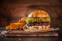 Међународно истраживање: Једите хамбургер највише два пута седмично да бисте спасили планету