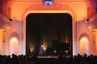 Фестивал “Јесења соната”: Чешки пијаниста изводио композиције Баха, Моцарта, Листа...