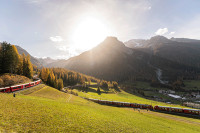 Putnički voz sa 100 vagona prošao kroz Alpe VIDEO