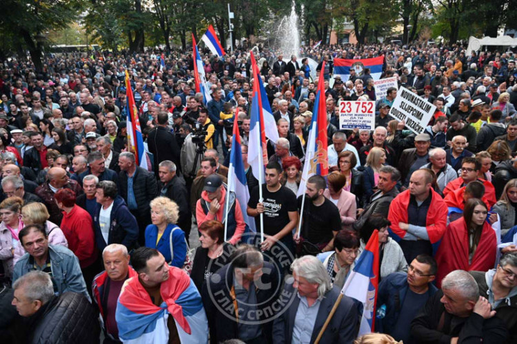 Почео нови протест опозиције у Бањалуци Glas Srpske0j