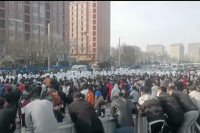 Кина: Протест у највећој фабрици "ајфона" на свијету