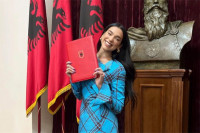 Дуа Липа добила албанско држављанство
