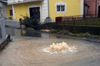 Utvrđen nasip na Binjačkoj, u Dubičkoj ravni voda prijeti stambenim objektima