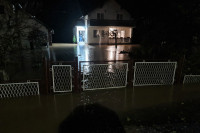 Vanredno u Kozarskoj Dubici, klizište prijeti nasipu