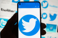 Твитер ће уклонити налоге преко којих се промовишу друге друштвене платформе