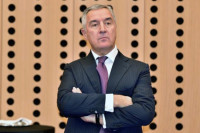 Ђукановић поручио да неће бити партнер парламентарној већини