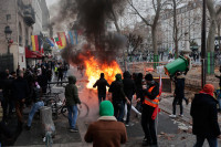 Protest u centru Pariza zbog ubistva troje Kurda