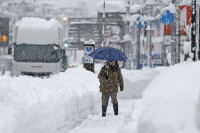 Obilne snježne padavine napravile probleme sa strujom u Japanu