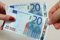 Do aprila na bankomatima u Hrvatskoj samo novčanice od 10 i 20 evra