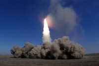 Јужна Кореја спровела пробни лет ракете на чврсто гориво