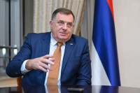 Milorad Dodik za “Glas Srpske”: Naš je interes da ne zauzimamo stranu ni u jednom sukobu