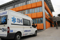Napadnut ljekar hitne pomoći u Podgorici, tri osobe privedene