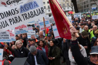 Фармери протестују због намјере владе да смањи количине воде за наводњавање