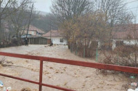 Izlio se Ibar u Kosovskoj Mitrovici, preko 50 poplavljenih kuća u opštini Zvečan