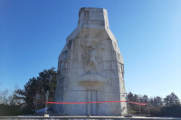 Почиње обнова споменика на Бањ брду