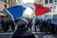 Francuska: Na sutrašnjim štrajkovima biće raspoređeno 11.000 policajaca