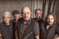 Славни бенд “Jethro Tull” издаје нови студијски албум: Армагедон на рокенрол начин