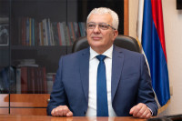 Вијести: Андрија Мандић кандидат за предсједника Црне Горе