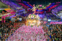 Карневал у Рију враћа се у пуном сјају, очекује се зарада од милијарду долара