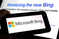 „Мајкрософт” ограничио чет са “Бингом” на пет питања