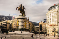 Скопље: Више дојава о подметнутим бомбама, укључујући предсједничку палату