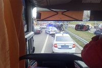 Drama na auto-putu kod aerodroma Nikola Tesla:  Napadnut autobus