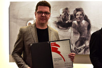 Umjetnik Marko Kusmuk dobitnik nagrade "Golden Osten"