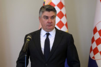 Син Милановића, коме су поправљане оцјене, добио стипендију Града за изврсност