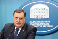 Dodik poručio Kavazoviću: Registrujte Islamsku zajednicu kao političku partiju