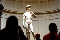 Италијански умјетнички експерти запањени хаосом око Давидове статуе на Флориди