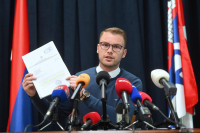 Stanivuković poručio "Autoprevozu" da "odustane" od deložacije