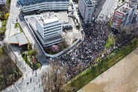 Više stotina građana tražilo ostavku Šmita