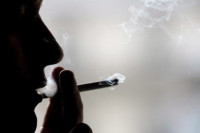 Јапанац кажњен са 11.000 долара због пушења у току радног времена