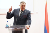 Dodik: Policija sastavni dio naroda, njoj se vjeruje