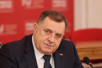 Dodik: Borenović koristi neradni dan da dobije malo medijskog prostora