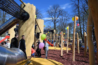 У бањалучком парку „Младен Стојановић" отворено је највеће дјечије игралиште
