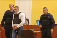 Оптужени за убиство “шкаљарца” у судници сједи са панциром