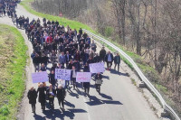 Протест Срба на Космету, траже да се припадници РОСУ повуку са сјевера