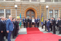 Predsjednik Azerbejdžana stigao u Sarajevo, dočekan uz vojne počasti