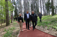 Dodik i Talić obišli nove i uređene staze budućeg banjskog kompleksa u Slatini