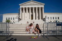 Vrhovni sud SAD: Pilula za abortus ostaje dostupna za upotrebu