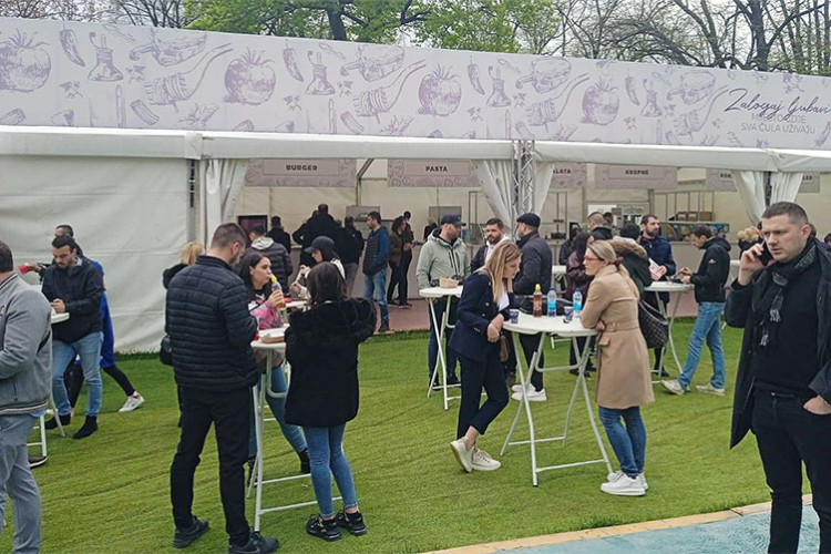 Pice i kokice najtraženije u pauzi između mečeva