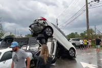 Tornado pogodio Palm Bič